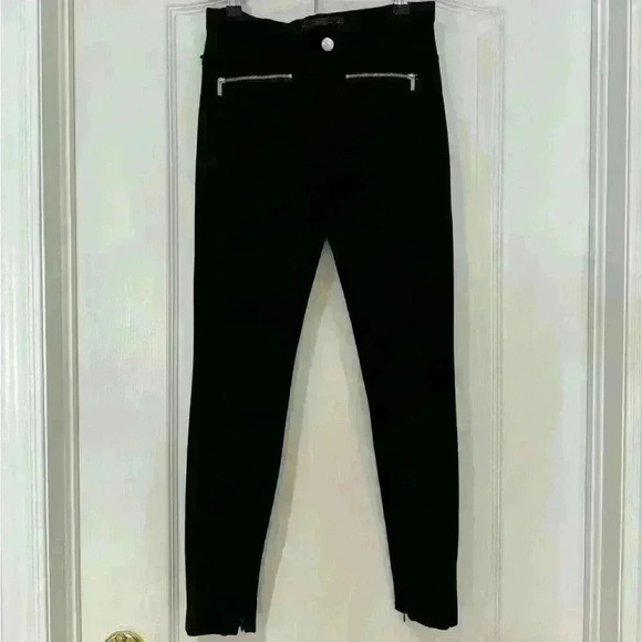 Woman’s Black Jean/Leggings/Jeggings Very Stretchy Stylish Business Professional - Picture 1 of 4